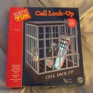 Cell Lock-Up - Black